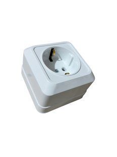 Розетка накладная 1-я с заземлением IP20 LEMANSO Квант белая LMR1608 00000022241 фото